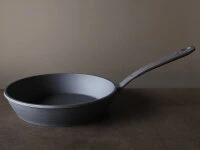 Gusseisenpfanne Solitto, 24cm 10 Gusseisenpfanne Solitto, 24cm – Bild 8