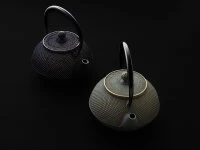 Japanische Teekanne Gusseisen Arare, 1,2 L 17 Japanische Teekanne Gusseisen Arare, 1,2 L – Bild 15